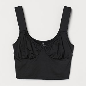 BNWOT (only ever tried on) sleeveless crop top